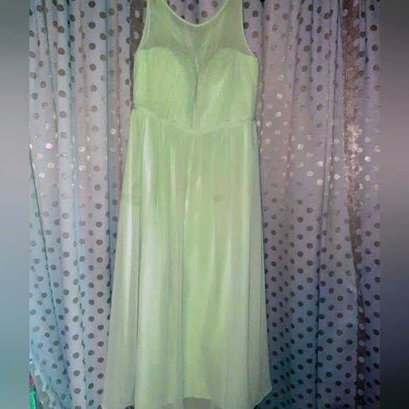 Azazie Dresses & Skirts - Azazie Dress A18